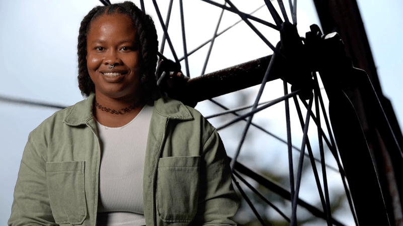 Lina Moise with a bike