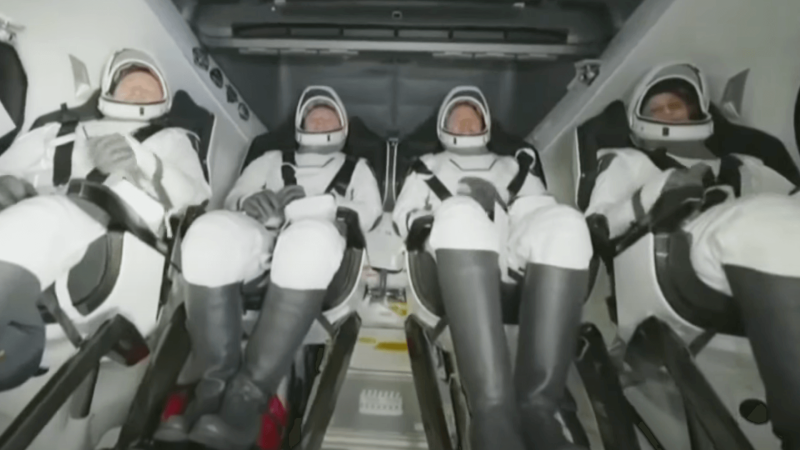 Four astronauts return to Earth from the ISS