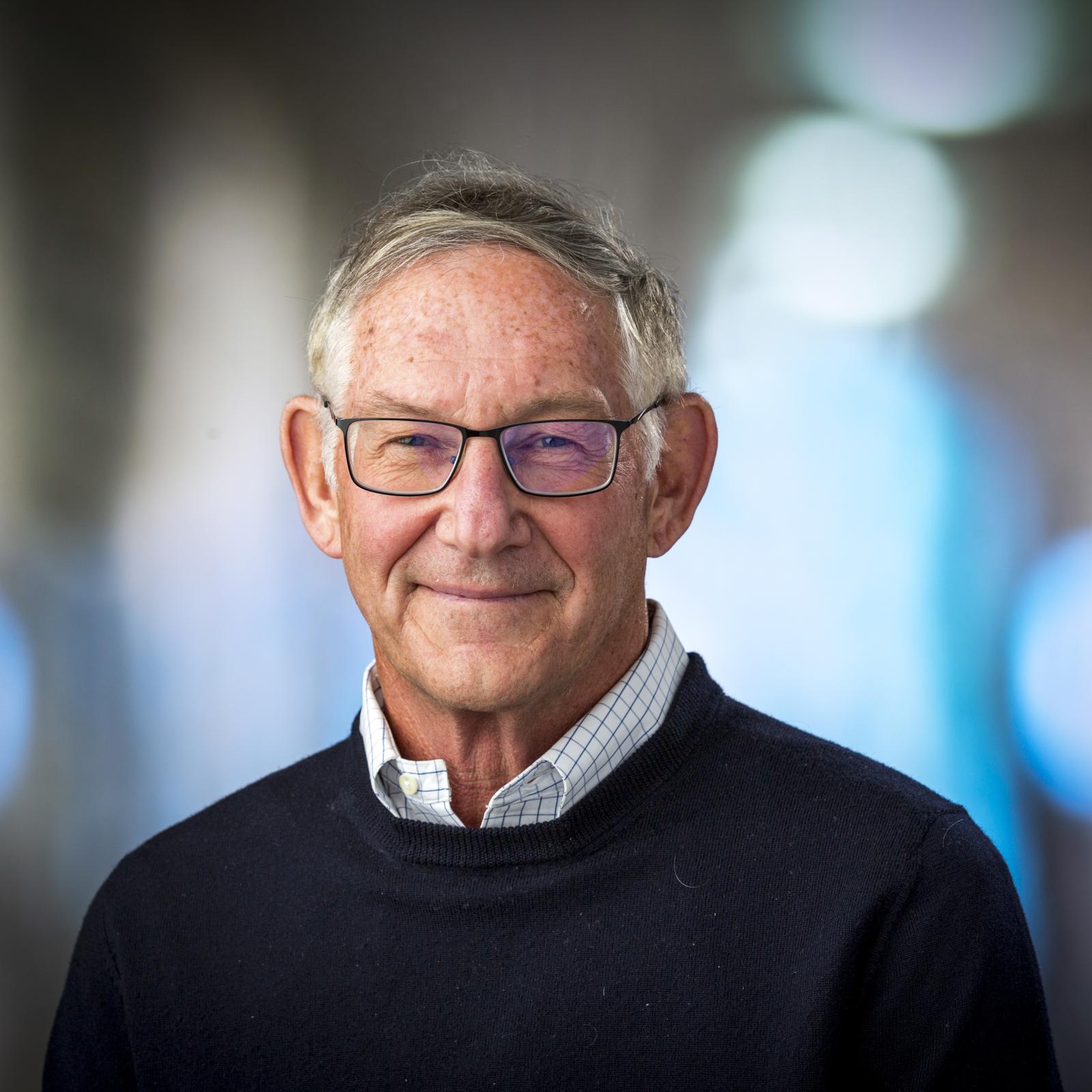 Larry Corey Headshot
