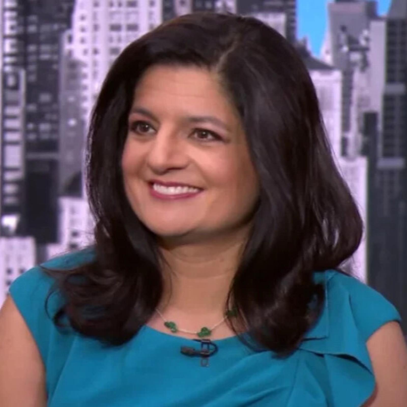 Headshot of Indira Lakshmanan